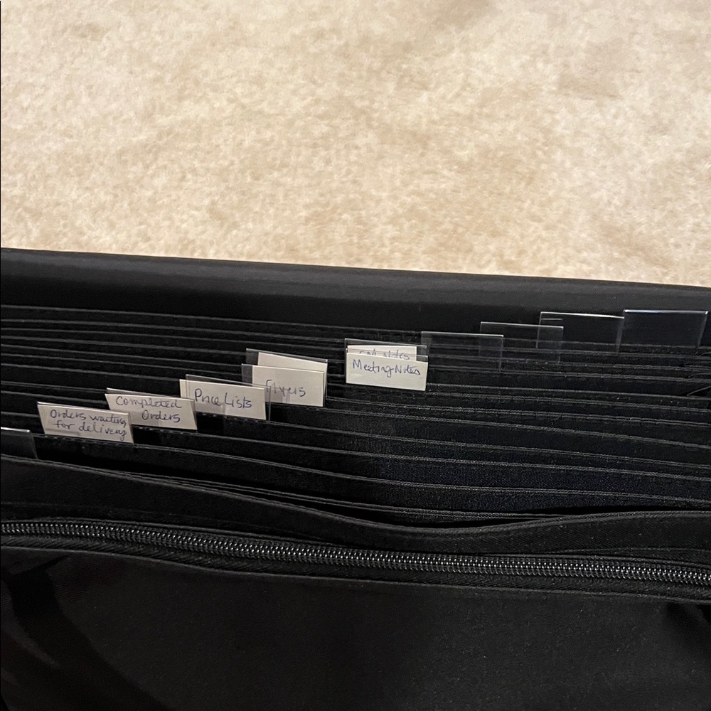 Creative Memories Black Expandable Tote Bag - Picture 5 of 8